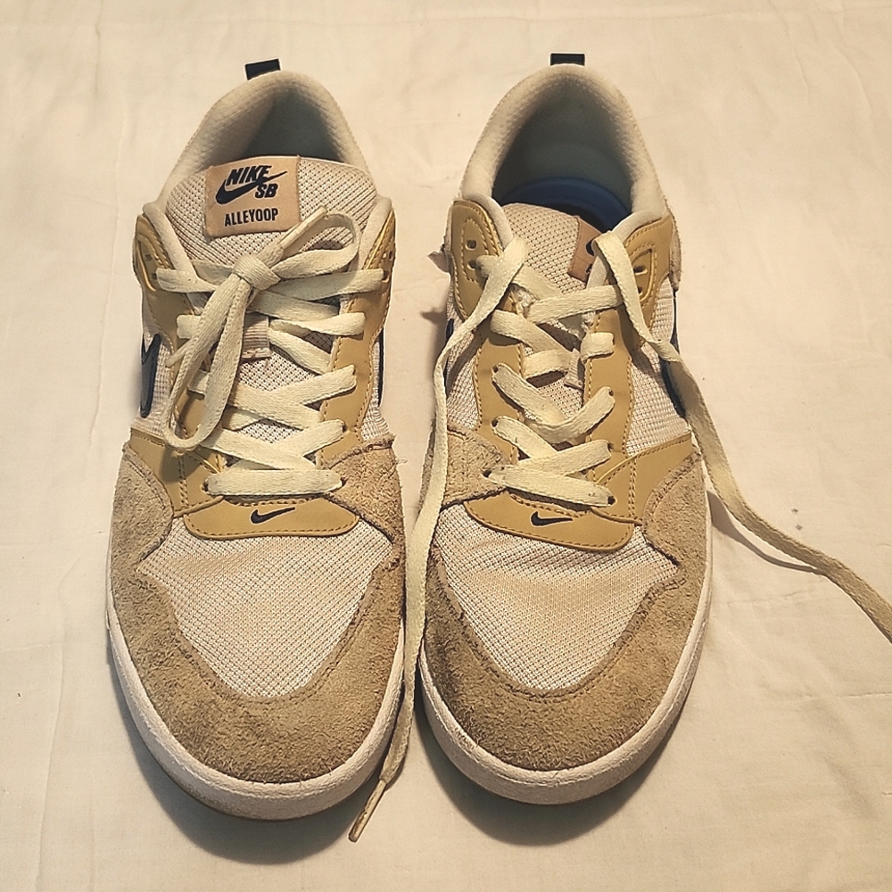 Nike SB ALLEYOOP Womens 11